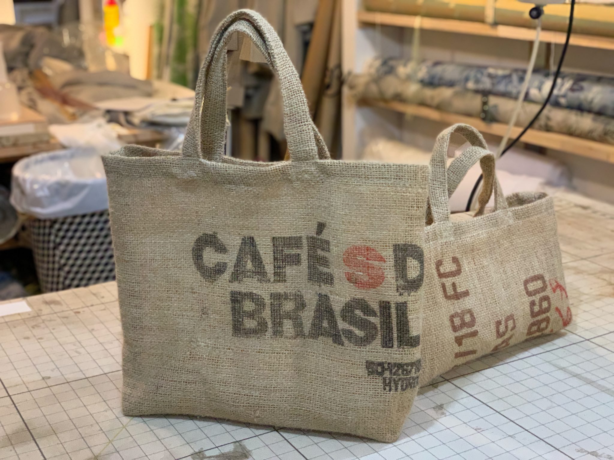 コーヒー豆の麻袋をリメイク | リサブレア｜神戸のインテリアデザイン